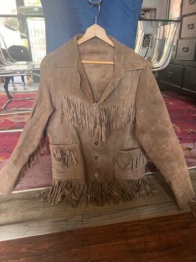 Vintage Women's Brown Suede Fringe Jacket - Classic Western Style